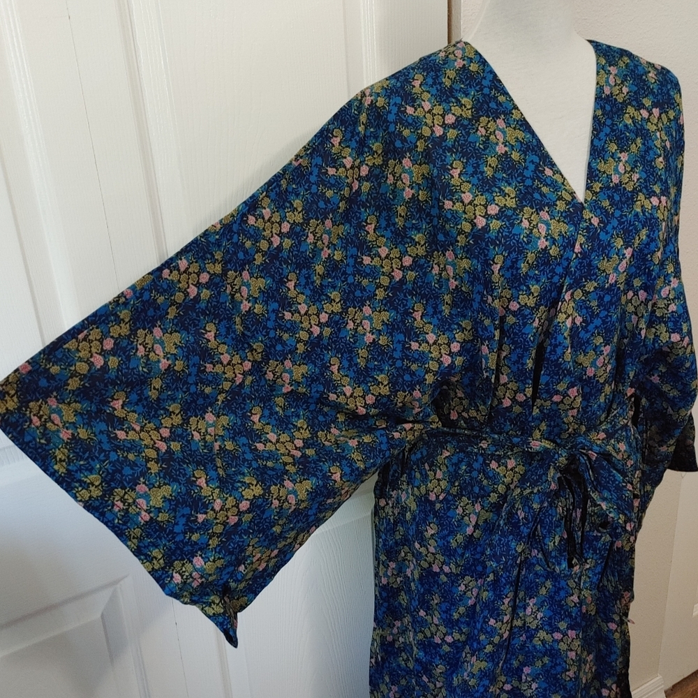 Anthropologie Ditsy Floral Sleep Robe - Picture 6 of 14
